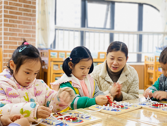 “ 我是生活小能手”九江市中心幼儿园开展幼儿生活技能大比拼活动