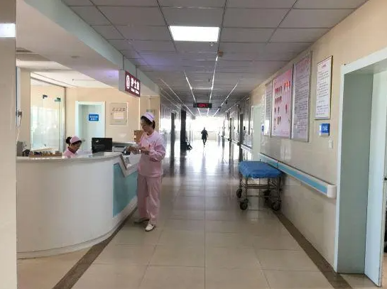 江西省九江市德安县人民医院利用三镜联合成功治疗肝内外胆管结石