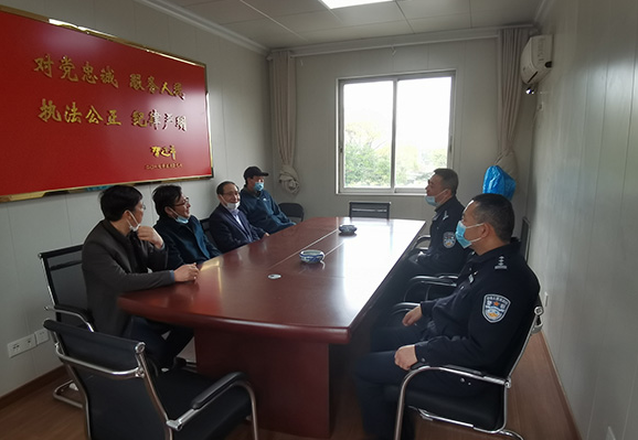 九江金安高级中学领导走访市公安局东郊分局